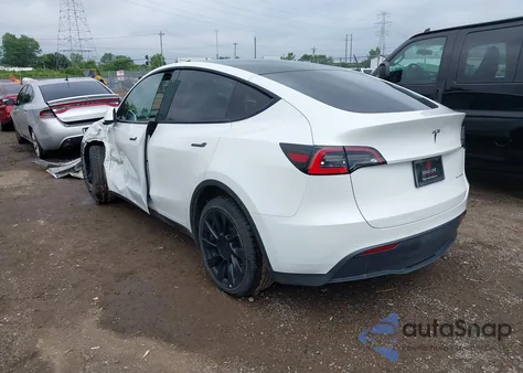 2021 Tesla Model Y Long Range Dual Motor All-Wheel Drive из США, поврежденный, VIN 5YJYGDEE8MF068886